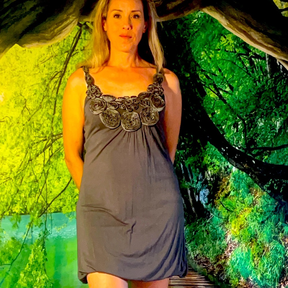 Comfy grey mini dress in medium